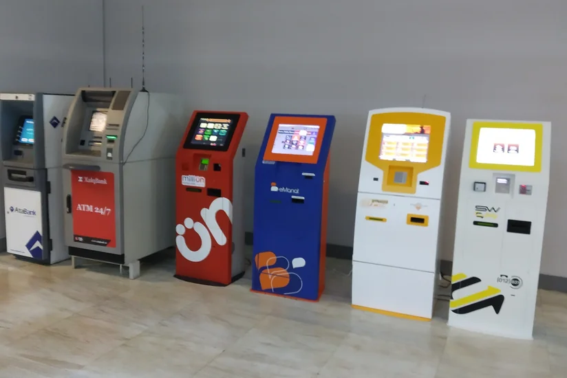 Bakıda ödəmə terminalından 8000 manat oğurlanıb