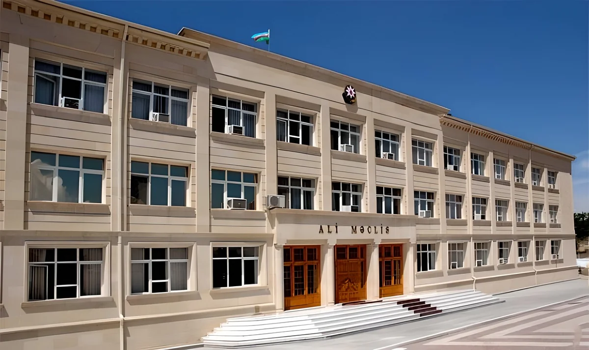 Naxçıvan Ali Məclisi sədrinin köməkçisi vəzifəsindən azad edilib
