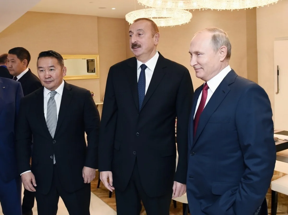 Vladimir Putin Azərbaycanın cüdo yığmasını çox layiqli komanda adlandırıb