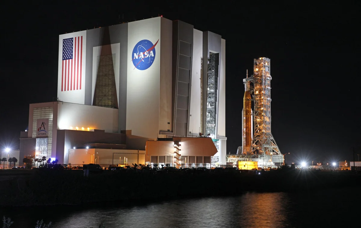 СМИ: NASA изучает инцидент с возможным падением мусора с МКС во Флориде