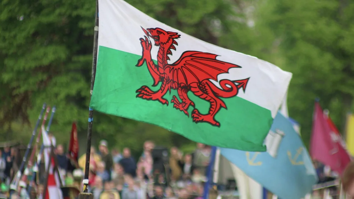 Глава правительства Уэльса ушел в отствку