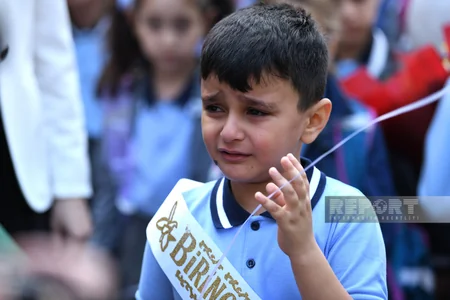 Birincilərin ilk dərs günü - FOTOREPORTAJ