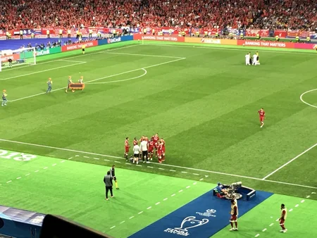 Liverpul və Real Madrid Çempionlar Liqasının final matçında itki ilə üzləşiblər