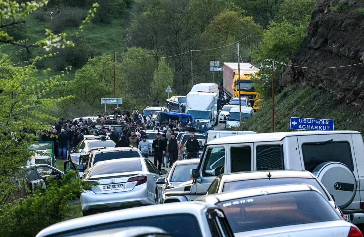 İrəvan aksiyalarında Koçaryan izi - ŞƏRH