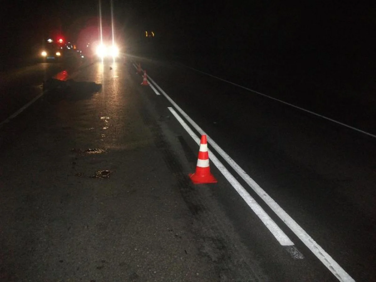 Bakının mərkəzində gənc qadını maşın vurub