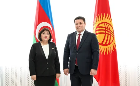 Sahibə Qafarova Qırğızıstan Joqorku Keneşinin sədri  ilə görüşüb