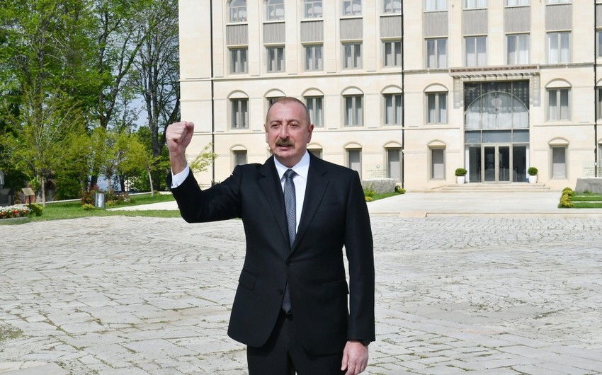 Prezident: Elə gənclər yetişdirmişik ki, dağı dağ üstə qoya bilər və bunu da etdilər