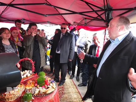 Gürcüstan Prezidenti: Azərbaycan xalqını salamlayır, Novruz bayramı münasibətilə təbrik edirəm - FOTO