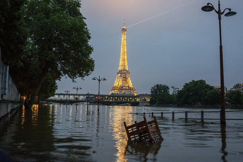 Highest meteorological hazard level declared in southern France