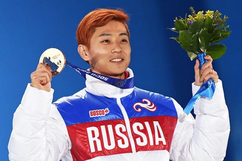 Şort-trek üzrə ən titullu idmançı karyerasını bitirdi