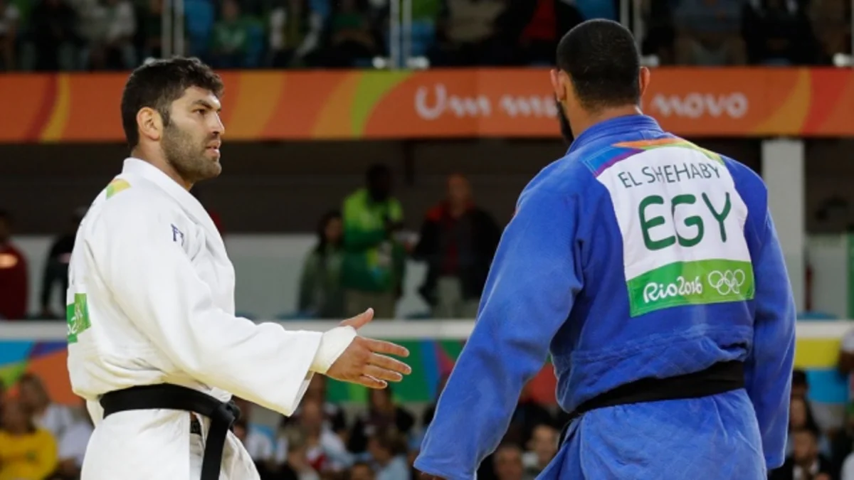 ​Misir cüdoçusu israilli rəqibi ilə əl sıxmadığı üçün Olimpiadanı tərk edib