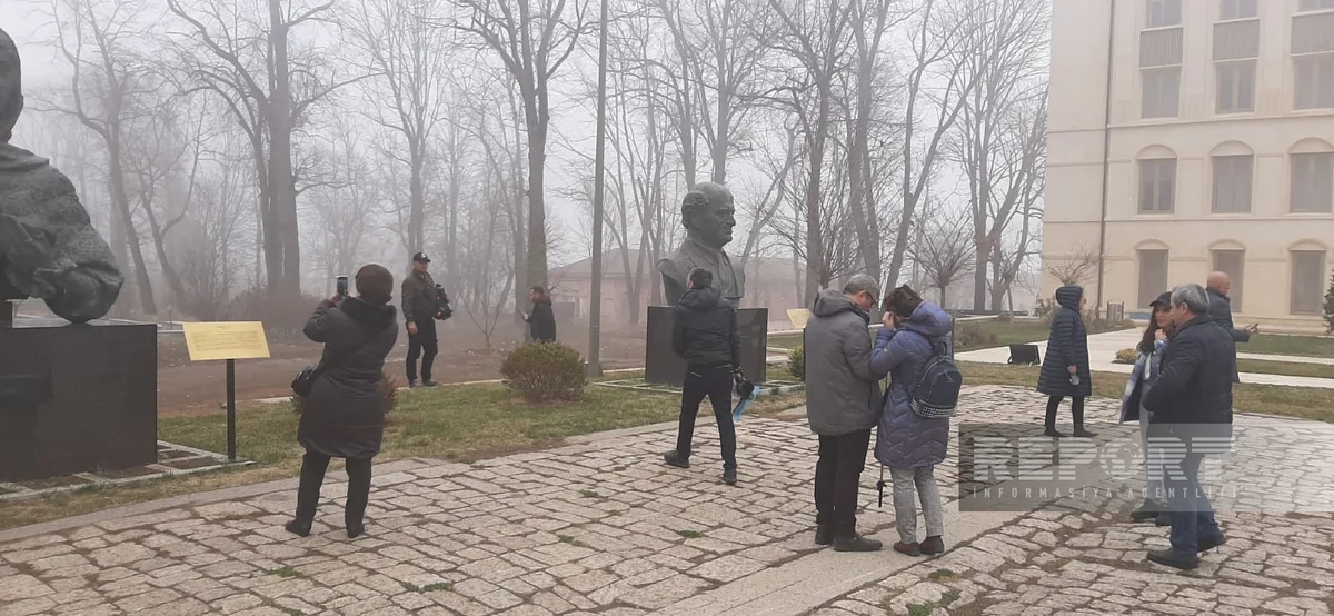 İlk 40 turist Şuşaya yola düşüb