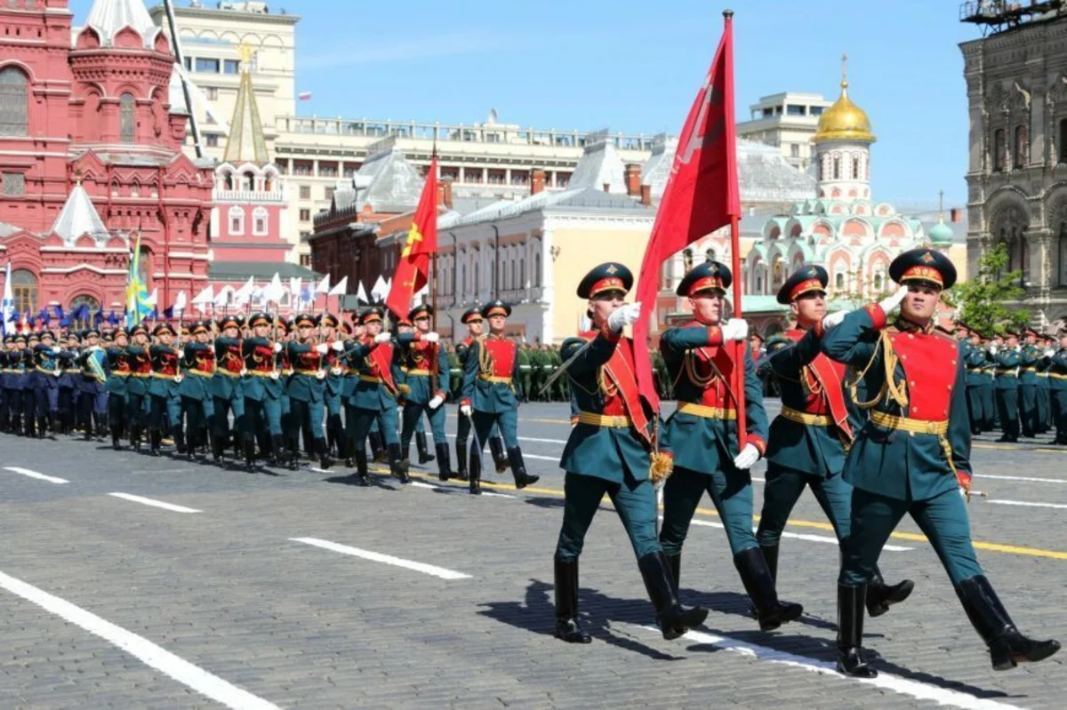 Moskvada Qələbə paradı başladı