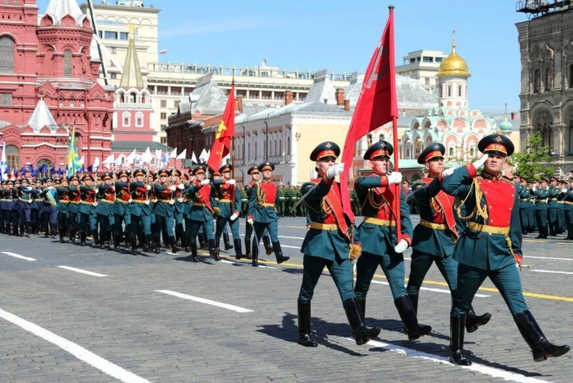 Moskvada Qələbə paradı başladı