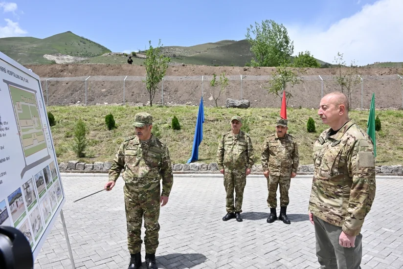 Ильхам Алиев принял участие в открытии военного госпиталя в Кяльбаджаре