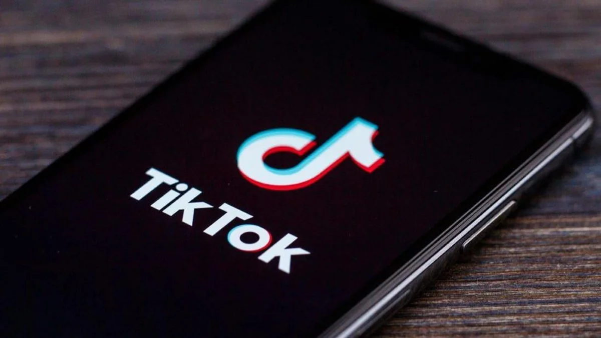 US Commerce head backs legislation to address TikTok, threats
