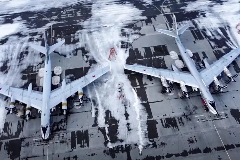 В РФ сообщили о смерти трех военнослужащих на аэродроме ВКС после атаки БПЛА