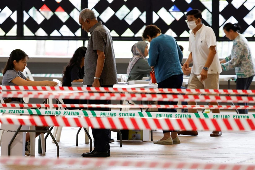 Singapore holds presidential election