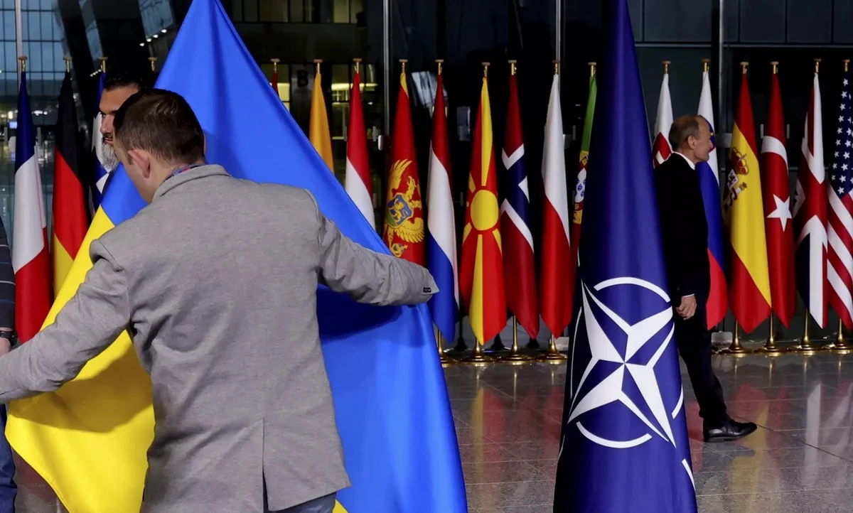France resolves to support Ukraine's NATO membership