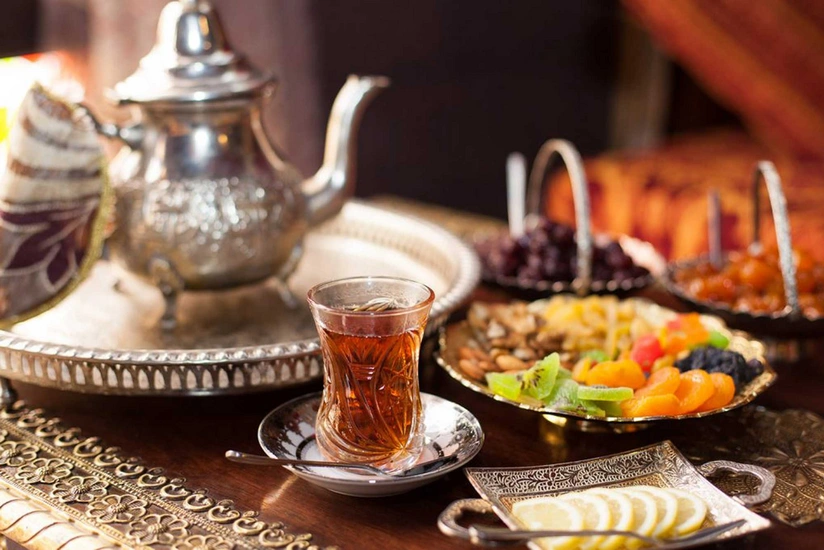 Saatlıda gecə saatlarında fəaliyyət göstərən çayxana aşkarlandı