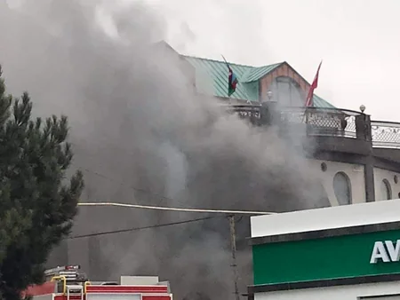 Bakıda baş verən güclü yanğın söndürülüb