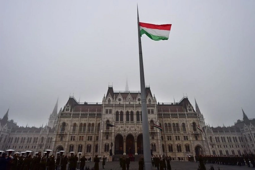Macarıstan Suriyadakı səfirliyinin fəaliyyətini bərpa edib