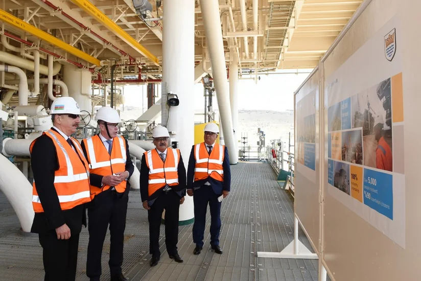 Prezident İlham Əliyev “Şahdəniz-2” üçün inşa olunan platformanın üst tikililərinin dənizə yola salınması mərasimində iştirak edib - YENİLƏNİB