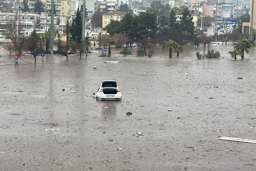 Из-за наводнений в Турции погибли 10 человек
