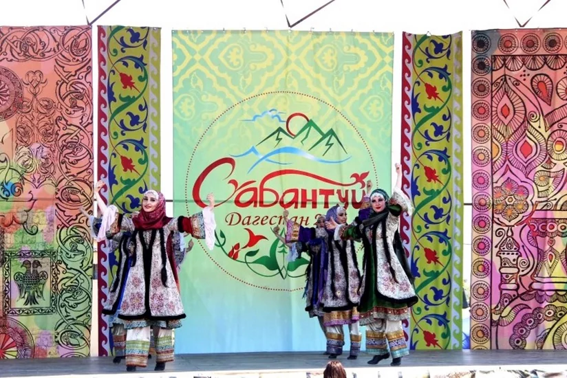 Azərbaycan nümayəndələri Dağıstanda tatar bayramında iştirak ediblər - FOTO