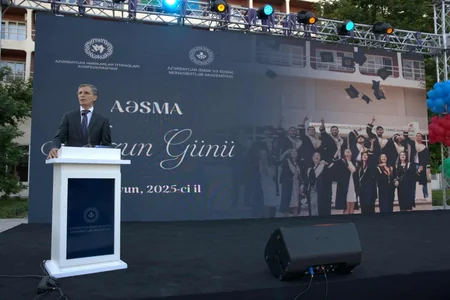 Azərbaycan Əmək və Sosial Münasibətlər Akademiyasında “Məzun günü” keçirilib