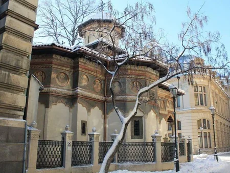 Take off to Bucharest: Your gateway to European adventures