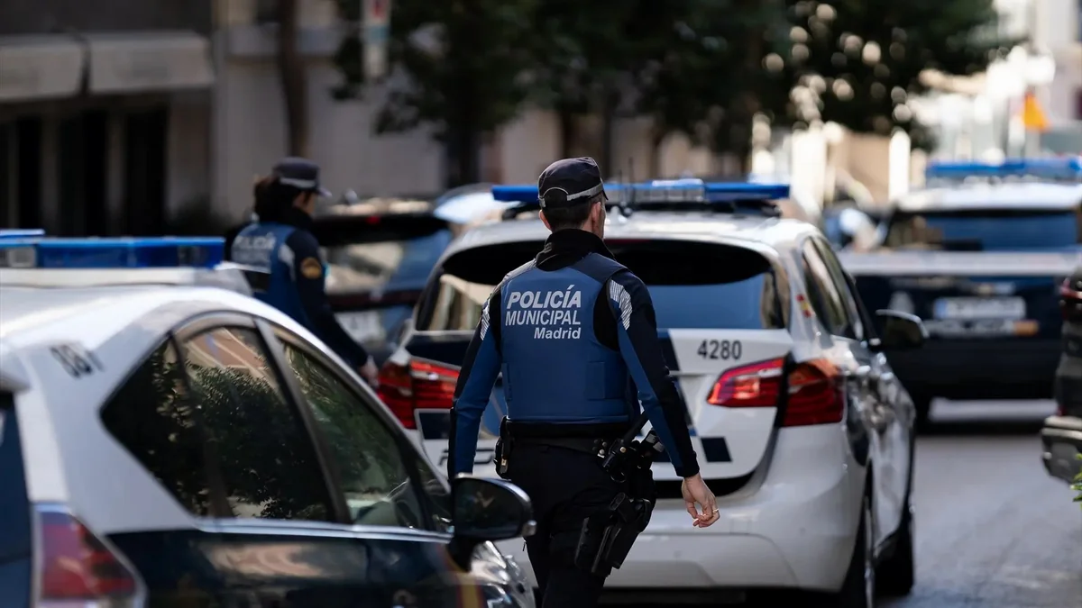 Criminal who threw metal object at US Embassy caught in Madrid