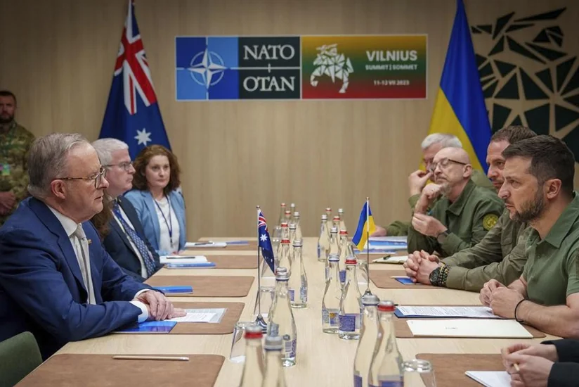 Австралия планирует передать Украине 30 бронемашин