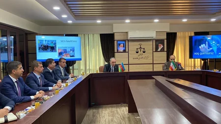 Kamran Əliyev İran rəsmiləri ilə narkotik qaçaqmalçılığına qarşı mübarizəni müzakirə edib