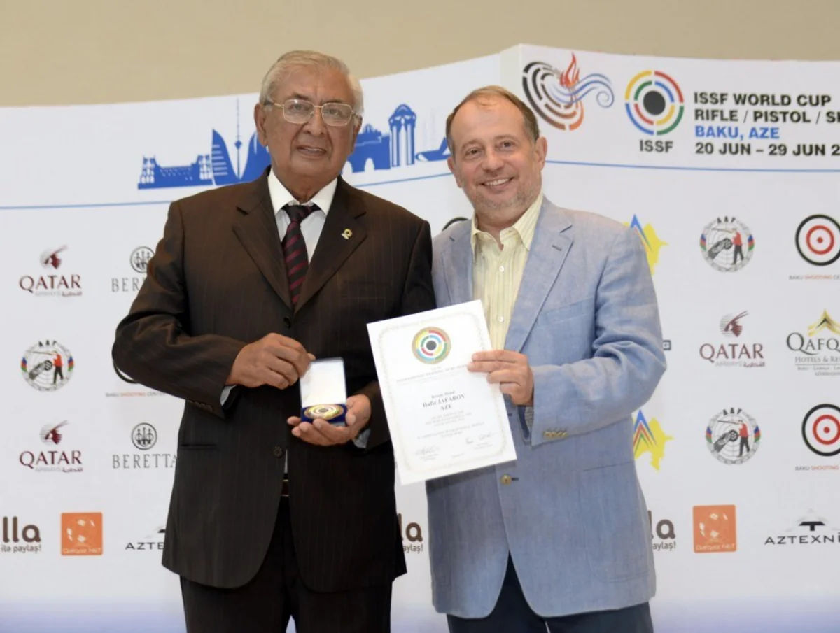 Millimizin baş məşqçisi əməliyyat olundu