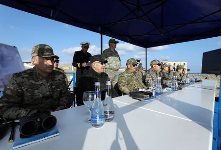 Azerbaijan's and Kazakhstan's Defense Ministers watch next stage of Khazri-2023 Joint Tactical Exercises