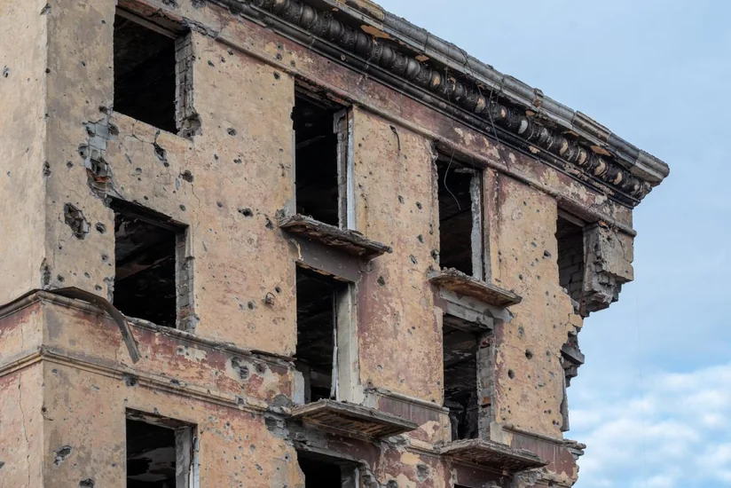 Rusiya ordusu Xersonu atəşə tutub, 2 nəfər ölüb, 2 nəfər yaralanıb